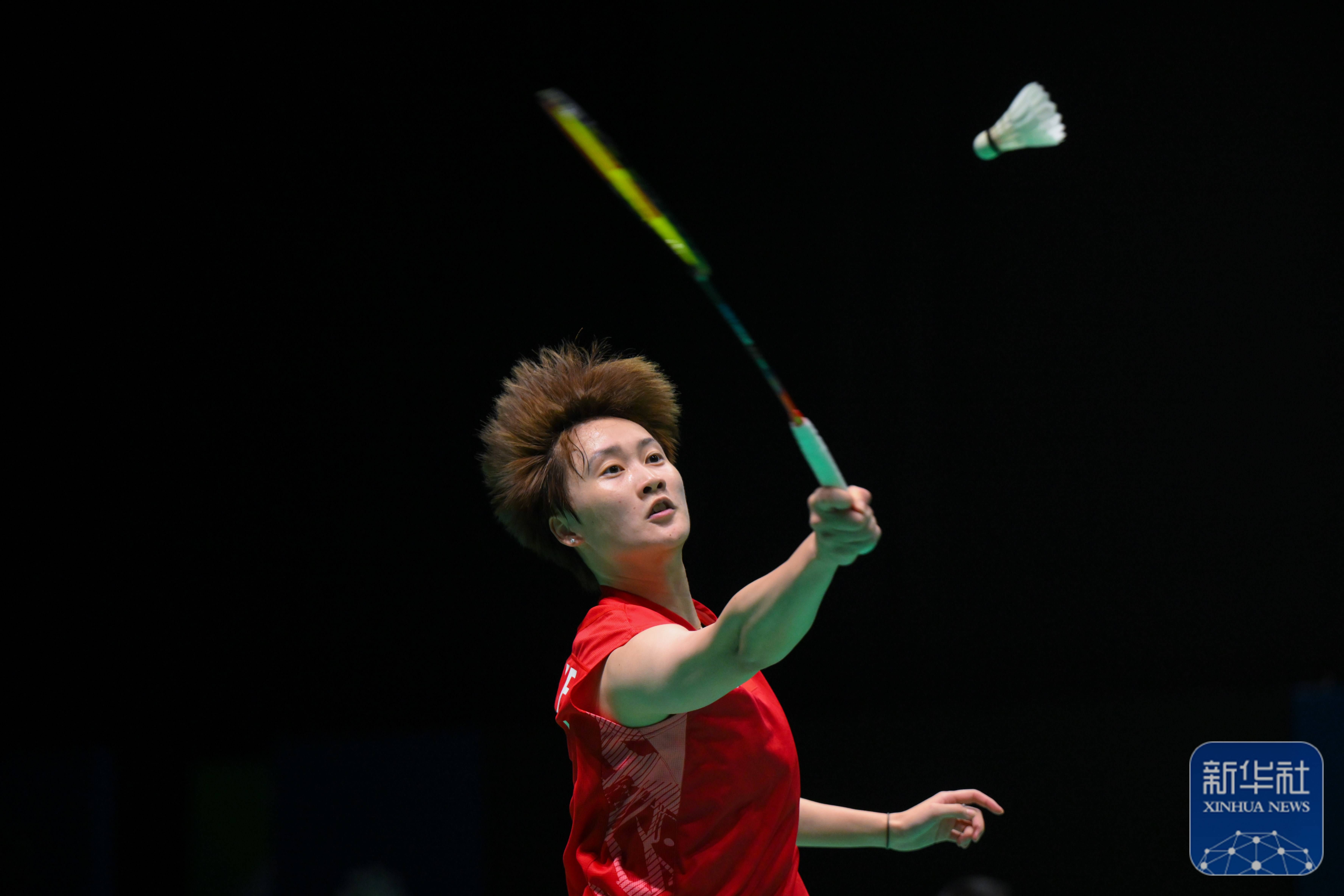 满了悬念与 满了悬念与