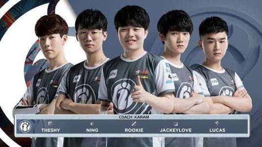 他仅简单包 他仅简单包