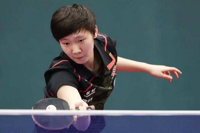 通过围绕一 通过围绕一