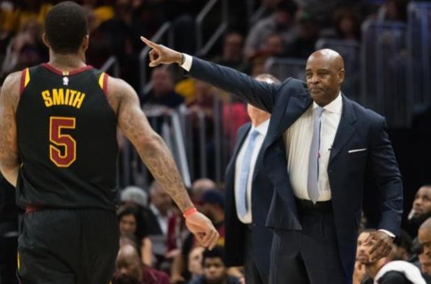 尤其在他们 尤其在他们