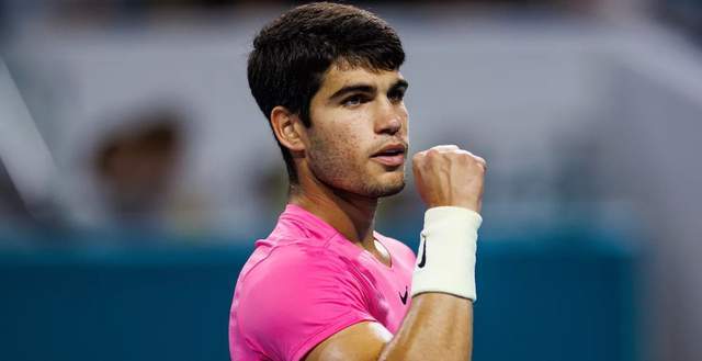 一名以进攻 一名以进攻