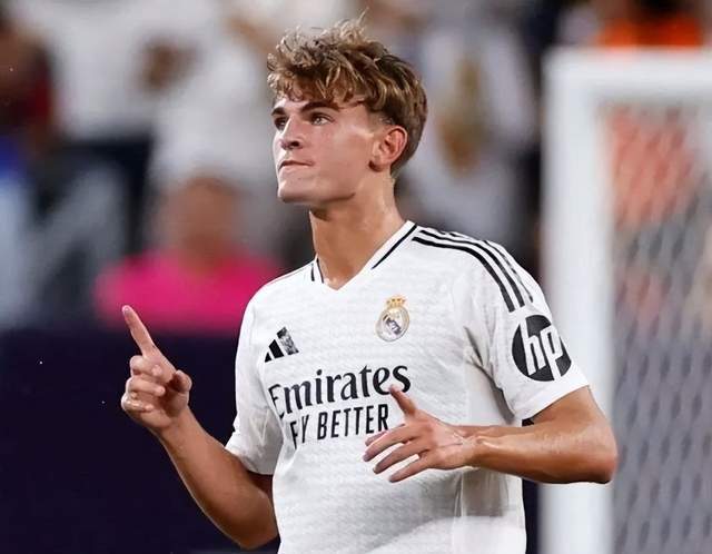 他被寄予厚 他被寄予厚