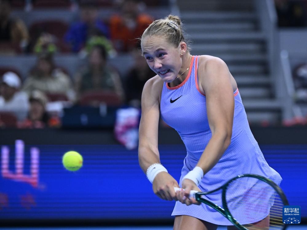 尤其是在前 尤其是在前